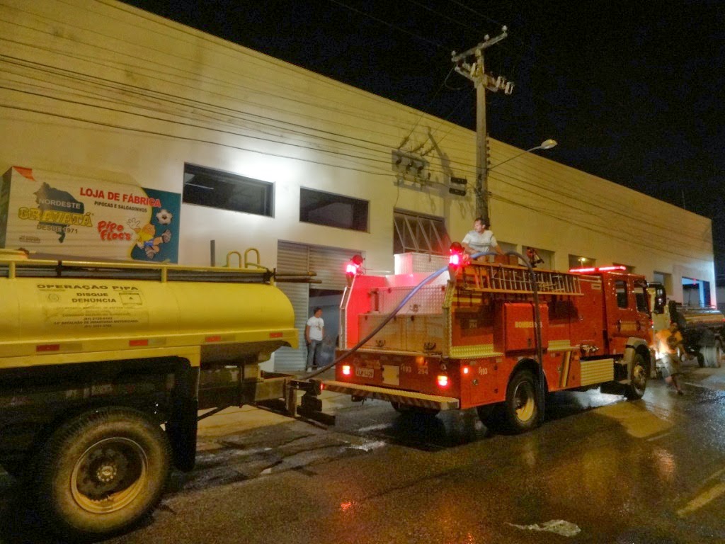 portalgta1 Incêndio atinge fábrica de pipocas Nordeste