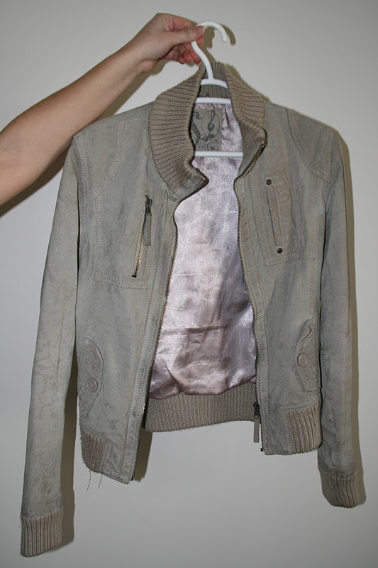 LOUCAS POR COMPRAS Casaco de pele Stradivarius