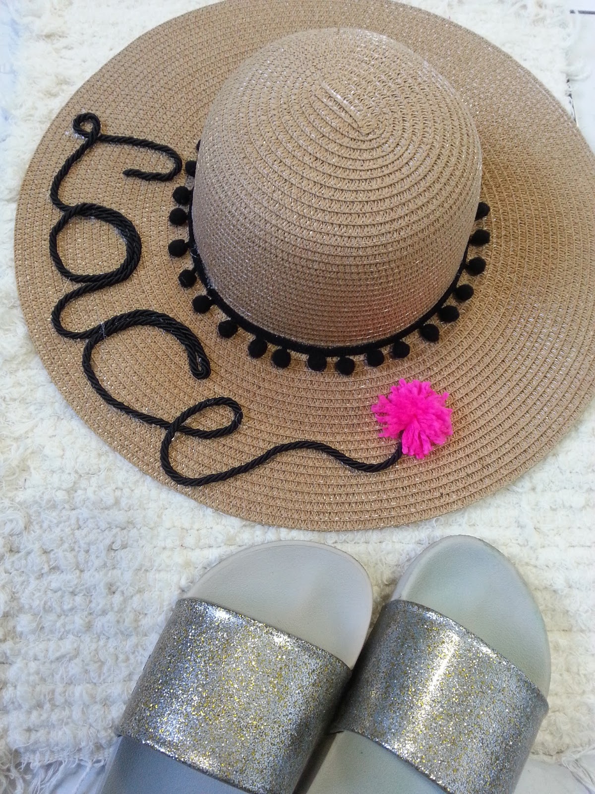 DIY Chapéu de Praia Personalizado Lace Moraes