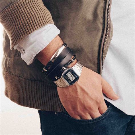 Comprar Homem Usar Pulseira Barato&nbsp;Preço