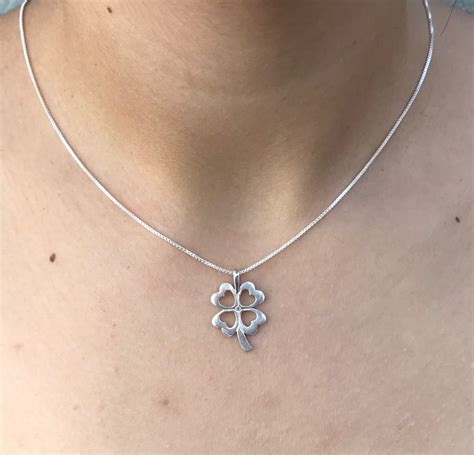 Comprar Colar Prata Trevo Barato Preço