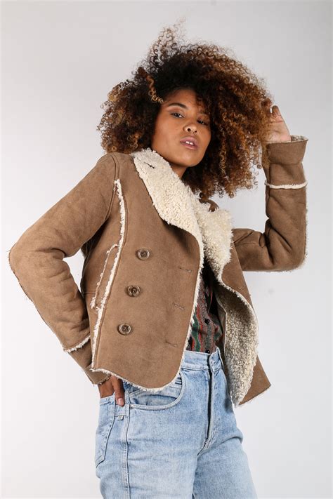 Comprar Casaco Pelo H&M Barato Preço