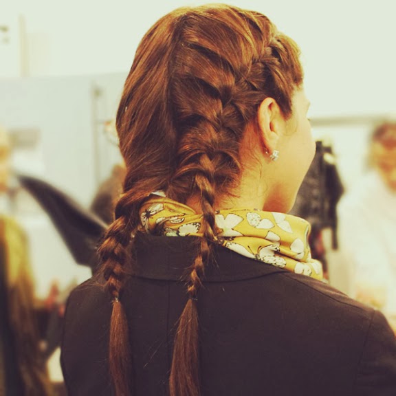 Mujer Madura a la Moda Peinados casuales con trenzas