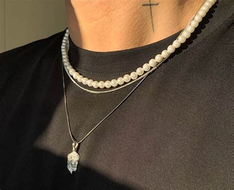 Comprar Homens Usando Colar De Perola Barato&nbsp;Preço